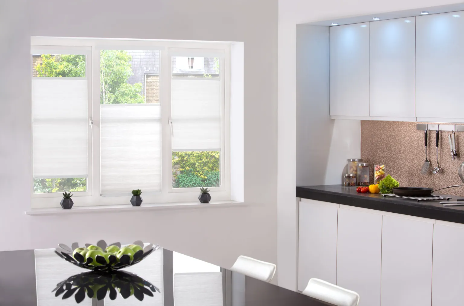Hive_DeluxeDove_ModKitchen-scaled.webp (1)